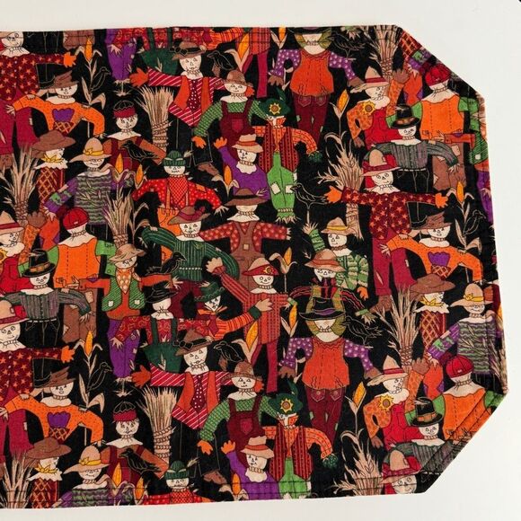 2 Vintage Handmade Scarecrow Fabric Halloween Autumn Placemats - Picture 4 of 8